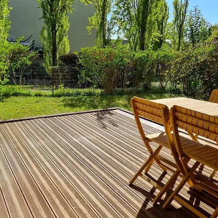 アパート La Des Poetes